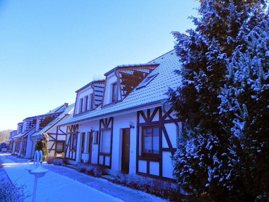 Ferienwohnung-Nils-Holgerson-Mit-Balkon-Zwischen-Strand-Wald-Wiese-Im-Suedosten-Der-Insel-Ruegen Gustow (Vorpommern-Rugen) Exterior foto